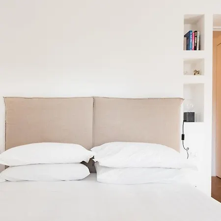 Contemporary Building * روما